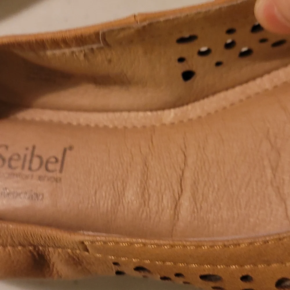Josef Seibel very cute